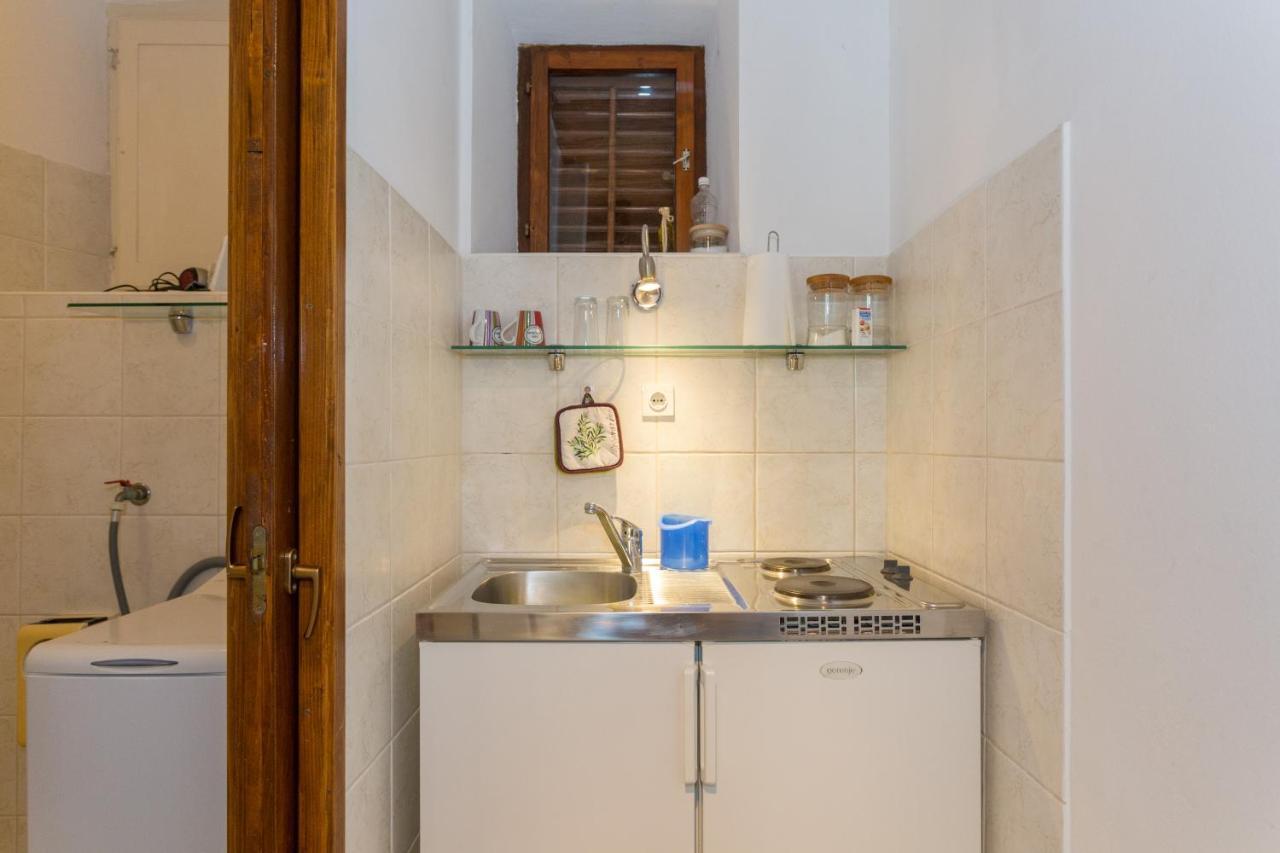 Sunny Mara Apartment